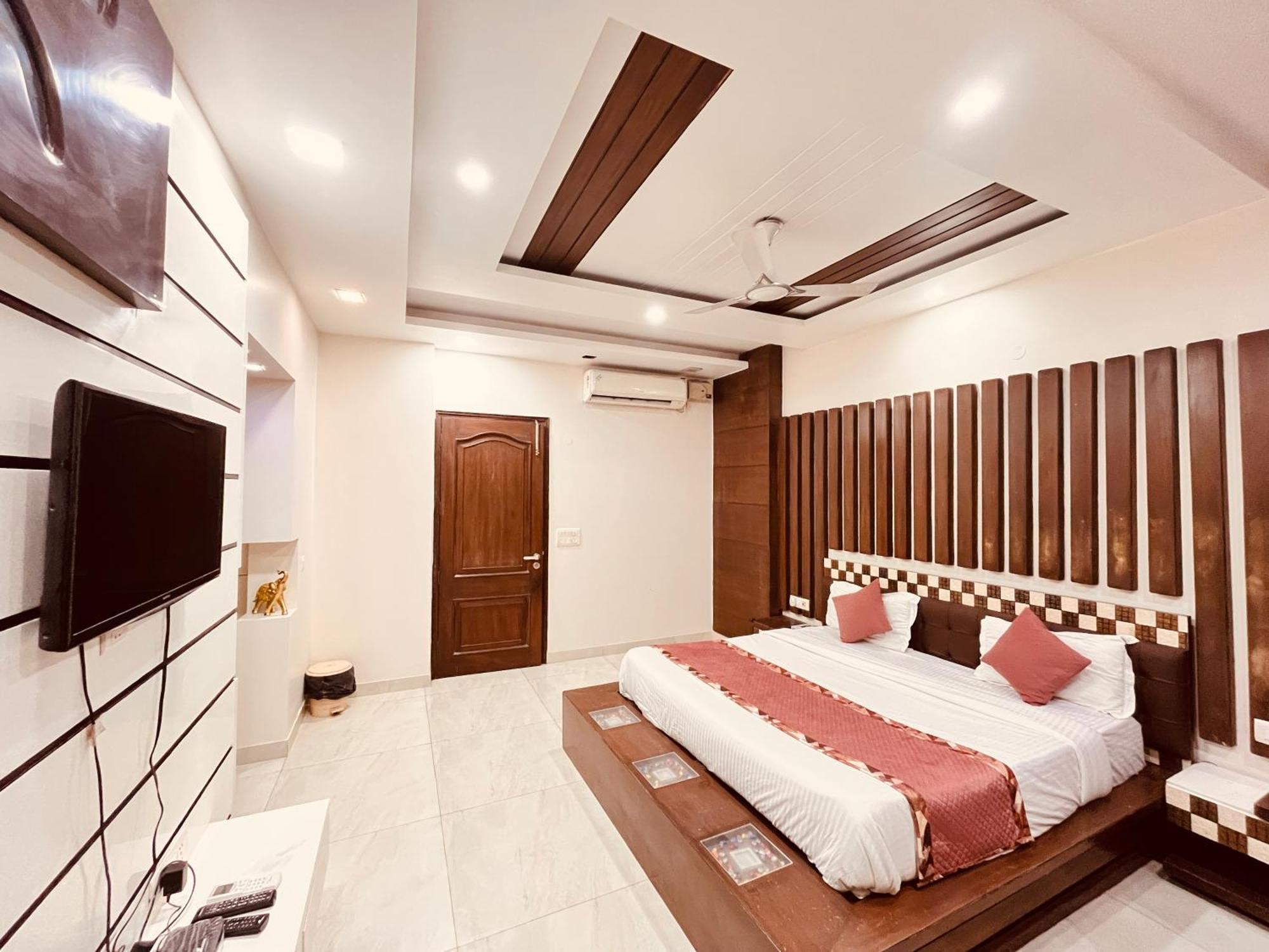 South Inn - Green Park Near Hauz Khas South Delhi نيودلهي المظهر الخارجي الصورة